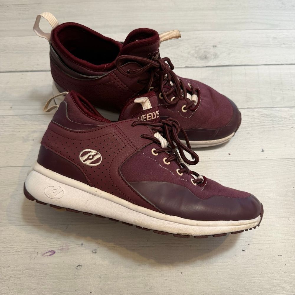 Heelys Piper Mid Top Sneaker Burgundy‎ youth 6 Womens Size 7